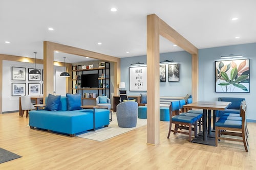 Everhome Suites Bowling Green by Choice Hotels