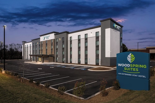 WoodSpring Suites Charlotte Northlake