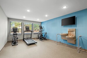 Fitness facility - WoodSpring Suites Charlotte Northlake (Charlotte)
