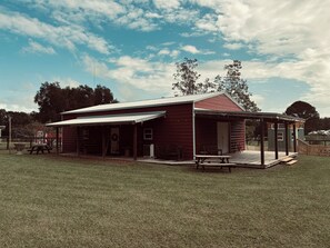 Exterior - The Barn at Fly Away Farm (Ocala)
