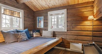 FA636 Authentic Log Cabin in Fageråsen