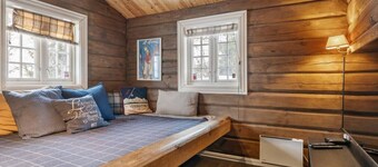 FA636 Authentic Log Cabin in Fageråsen