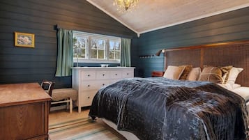 4 quartos, ferros/tábuas de passar roupa, Wi-Fi, roupa de cama