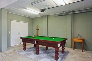 غرفة الألعاب