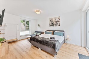 4 室のベッドルーム、アイロン / アイロン台、旅行用ベビーベッド、WiFi