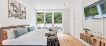 LUMlFLATS: 4 Zimmer / E-Ladestation / Dachterrasse