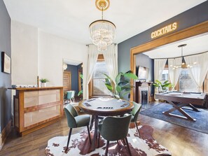 غرفة الألعاب