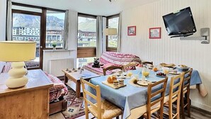 Óflokkuð mynd, 3 af 3, hnappur