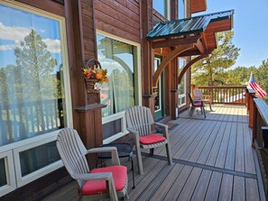 Terrace/patio - Scenic Mountain Home Near Trails, Hot Springs & Town Comforts (Pagosa Springs)