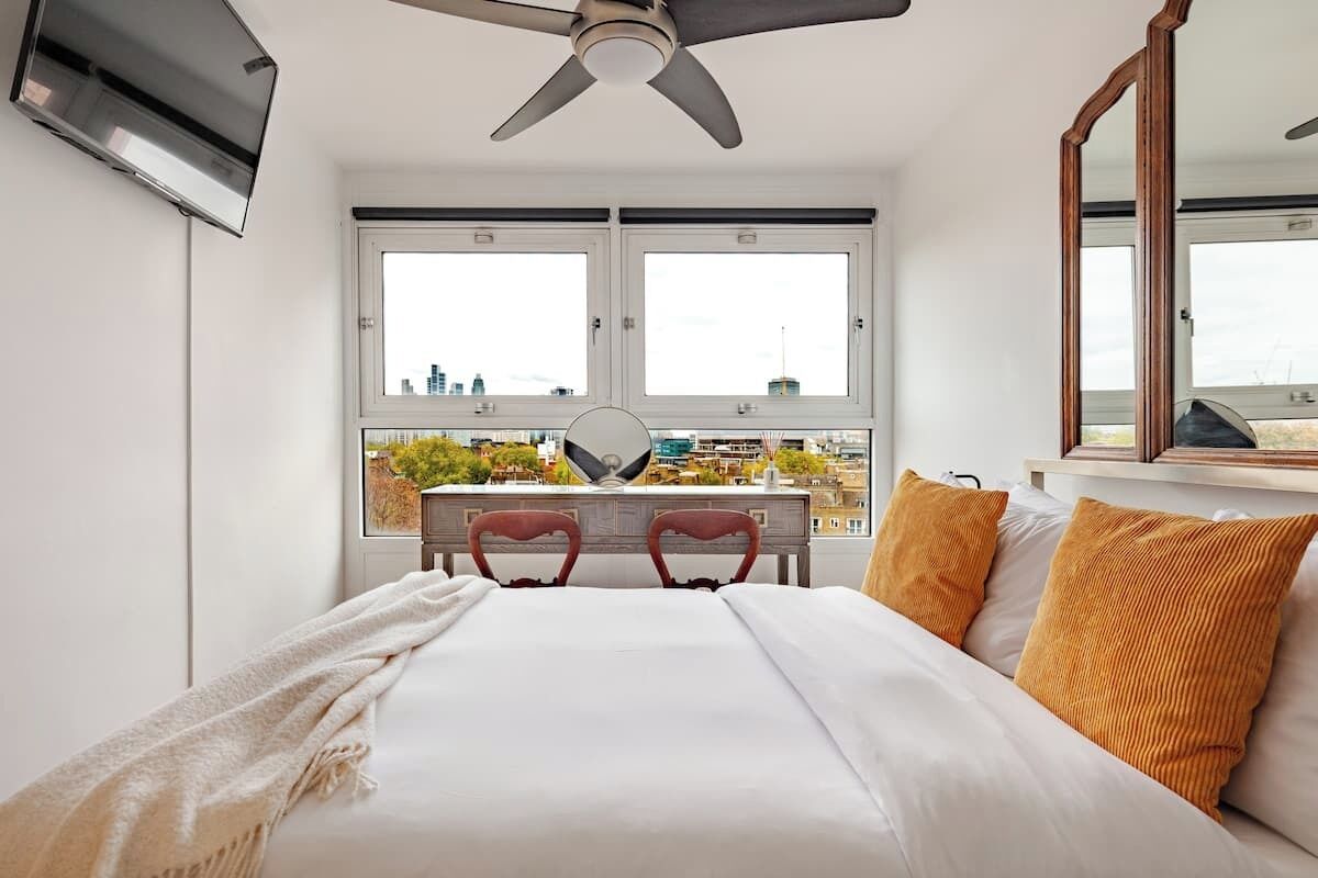 1 chambre, fer et planche à repasser, accès Internet, draps fournis