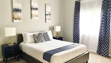 4 habitaciones, tabla de planchar con plancha y wifi gratis