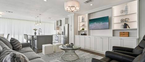 Smart TV, DVD player