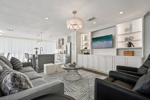 Smart TV, DVD player