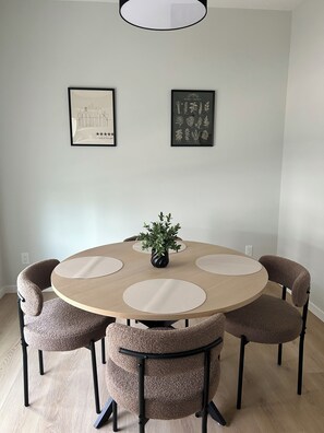 تناول الطعام