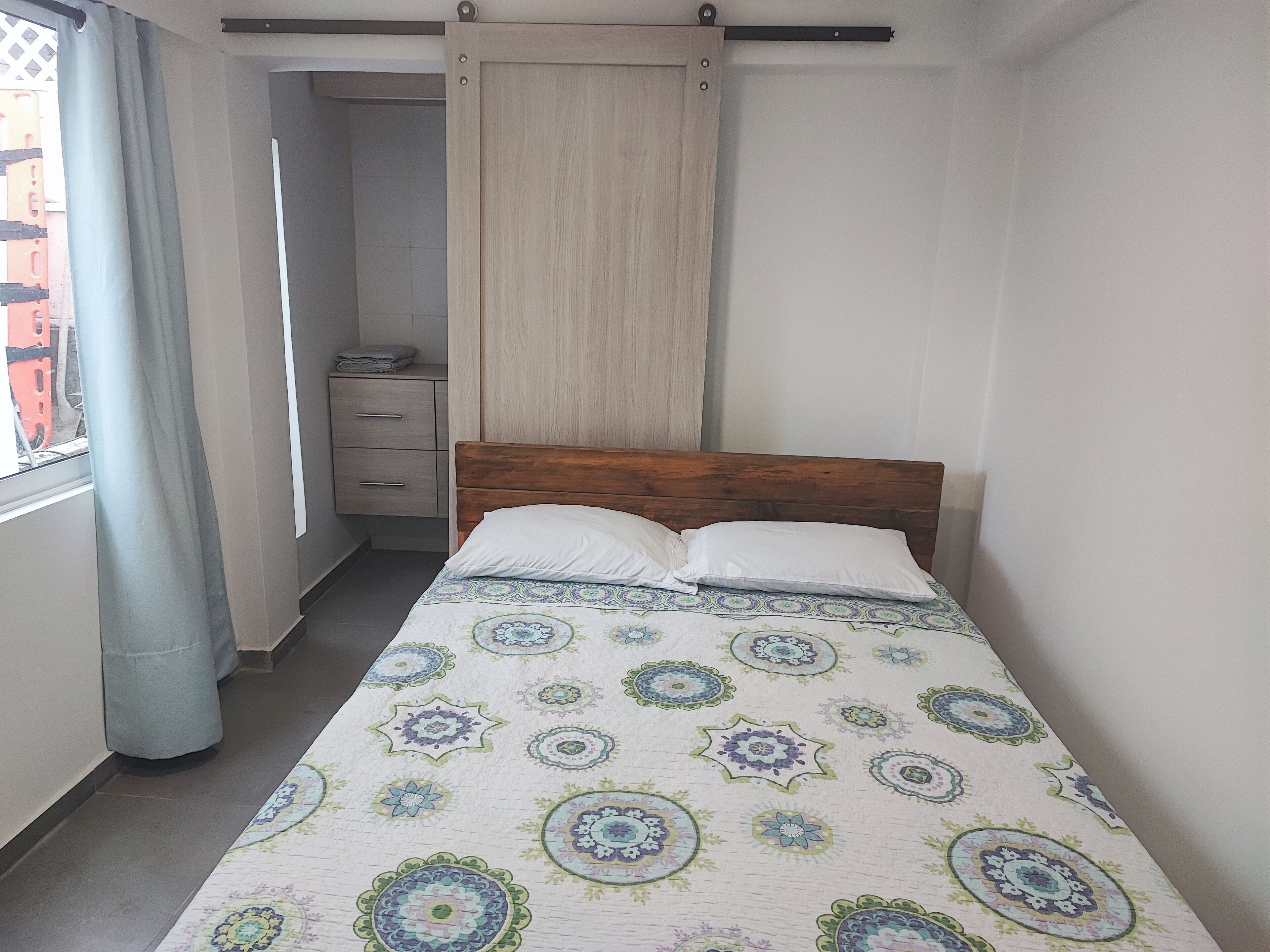 1 Schlafzimmer, Reisekinderbett, kostenloses WLAN, Bettwäsche