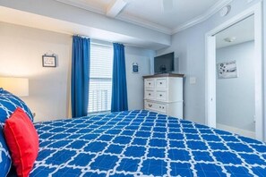 1 bedroom, iron/ironing board, WiFi (free), bed sheets