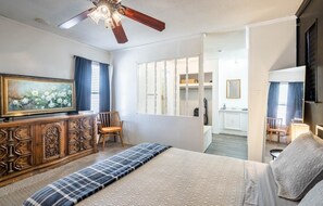 3 soverom, strykejern/-brett, wi-fi (inkludert) og sengetøy