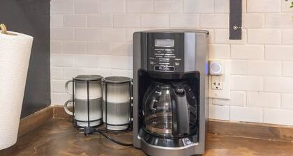 2 Units/1 Price_Near Oilfield Locations | Sleeps 8