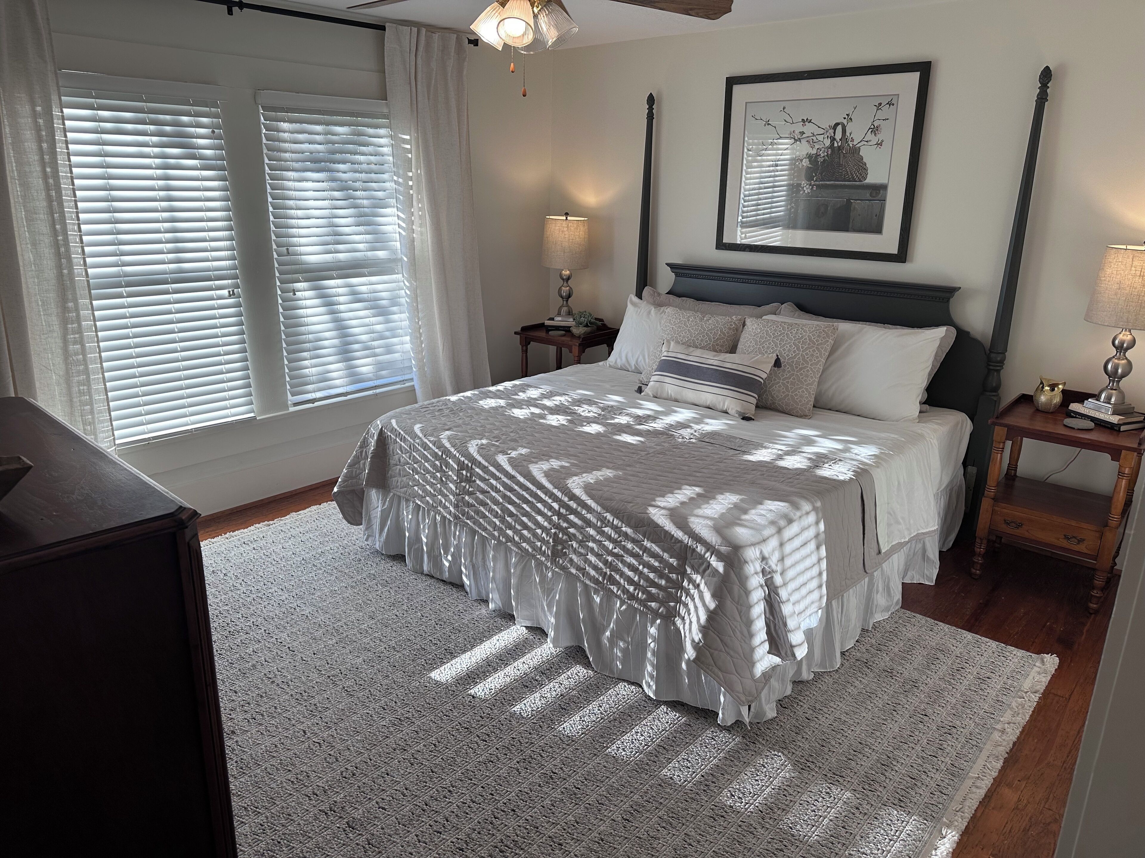 3 bedrooms, iron/ironing board, free WiFi, bed sheets