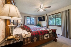 3 soverom, skrivebord, strykejern/-brett og wi-fi