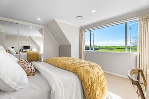 5 habitaciones, escritorio, tabla de planchar con plancha y wifi gratis 