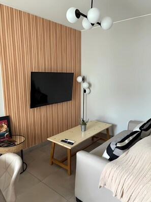 1 chambre, accĂšs Internet, draps fournis