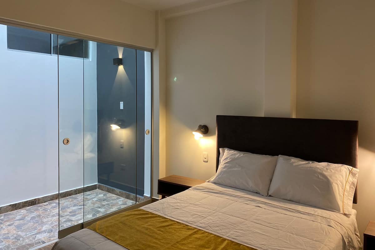 Escritorio y wifi gratis