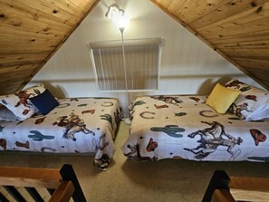 2 多间卧室、熨斗/熨衣板、WiFi、床单