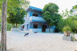 Apartamento família, vista para o pátio | Wi-Fi de cortesia