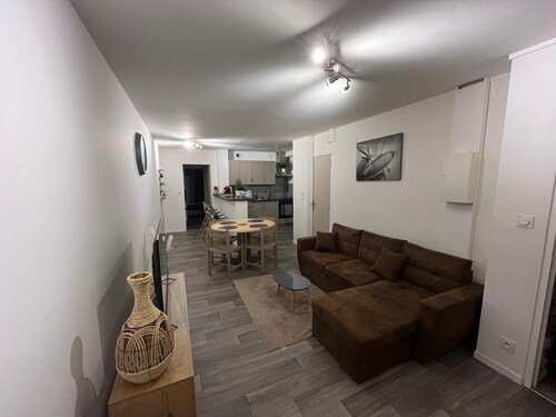Apartment le Bugatti 4 persons wifi