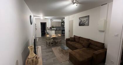 Apartment le Bugatti 4 persons wifi
