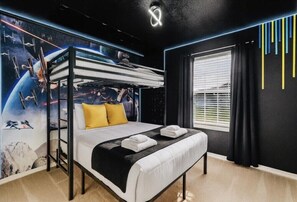 5 bedrooms, WiFi, bed sheets