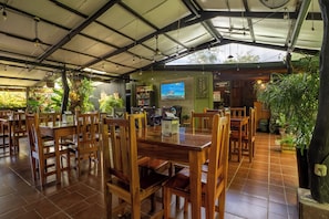 Restaurant - Cabañas Green House (San Vito)