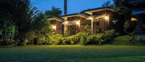 Deluxe Double Room, Balcony, Garden View