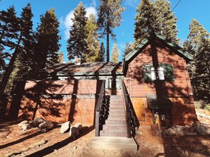 Exterior - Cozy lake-view cabin in Carnelian Bay (Carnelian Bay)
