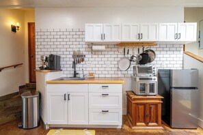 Mikrobølgeovn og kokeplater