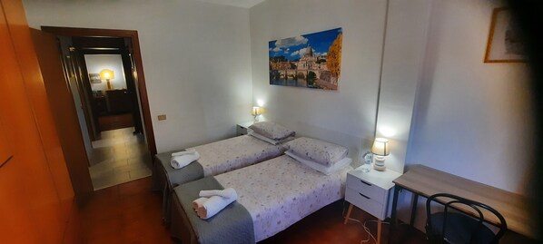 2 Schlafzimmer, Bügeleisen/Bügelbrett, Internetzugang, Bettwäsche