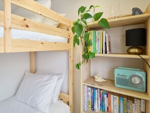 House | 3 bedrooms - Host Stay Aurora (Deal)