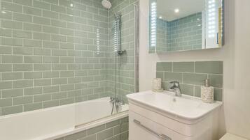 House | Bathroom