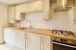 House | Private kitchen