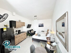 1 Schlafzimmer, Bügeleisen/Bügelbrett, Internetzugang, Bettwäsche