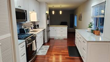 Microwave, oven, stovetop, dishwasher