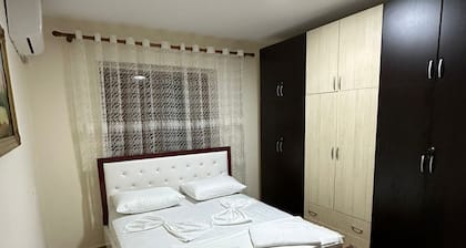 Charming bed & breakfast in tranquil Qarku i Durrësit with AC