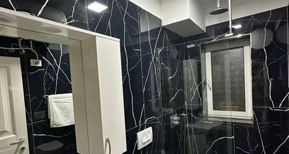 Charming bed & breakfast in tranquil Qarku i Durrësit with AC