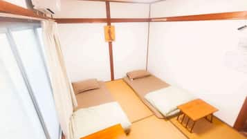 Free WiFi, bed sheets