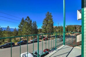 Unclassified image, 4 of 51, button - Heavenly Condo | Fireplace & Lake View | 5P (Stateline)