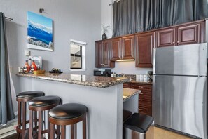 Unclassified image, 3 of 51, button - Heavenly Condo | Fireplace & Lake View | 5P (Stateline)