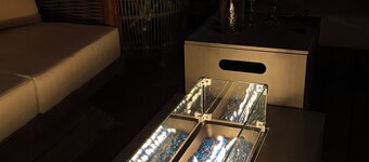 5BR Family home Near O’Hare, Easy Airport & Downtown Access, Garage Parking. 