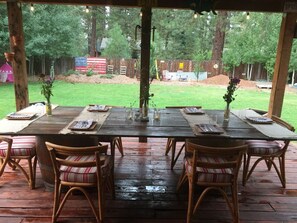 Outdoor dining