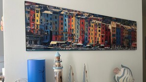Apartment | Interior detail - Seaside Escape With Balcony Views (Portovenere)